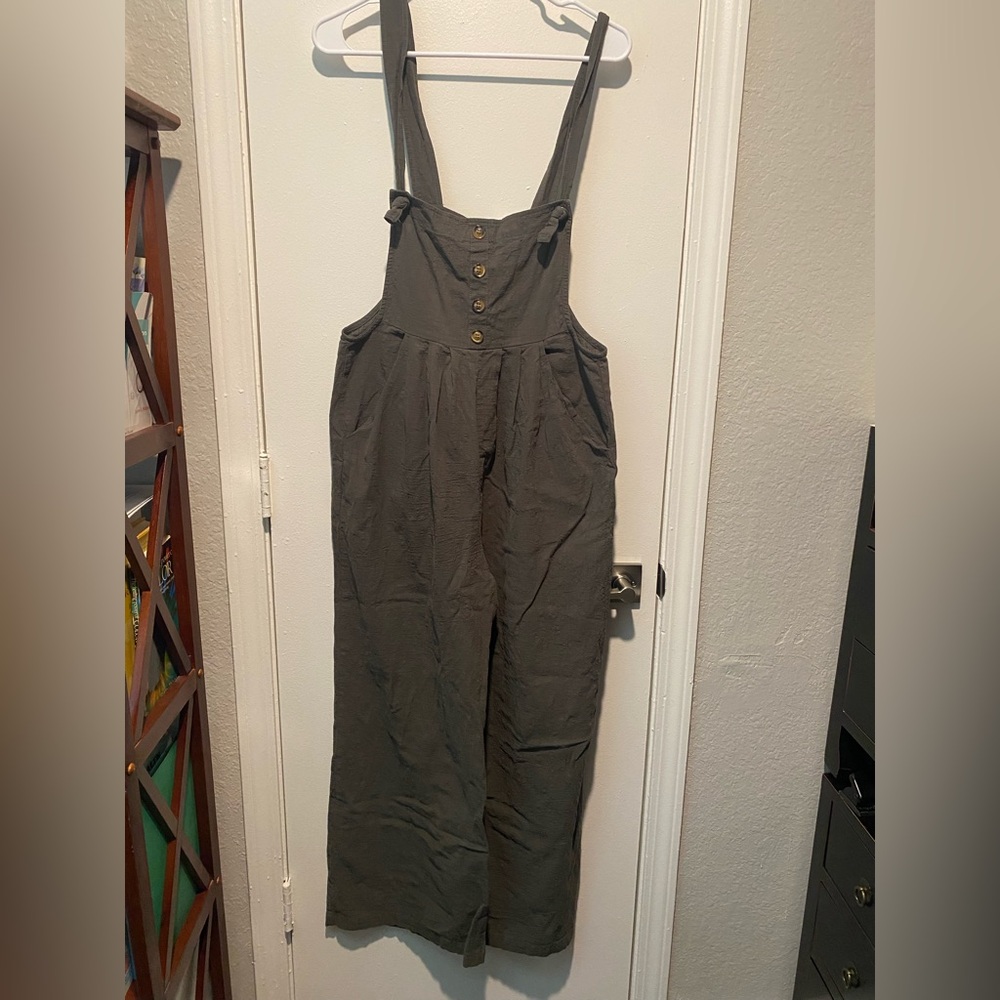Stylish Olive Green Jumpsuit with Button Detail